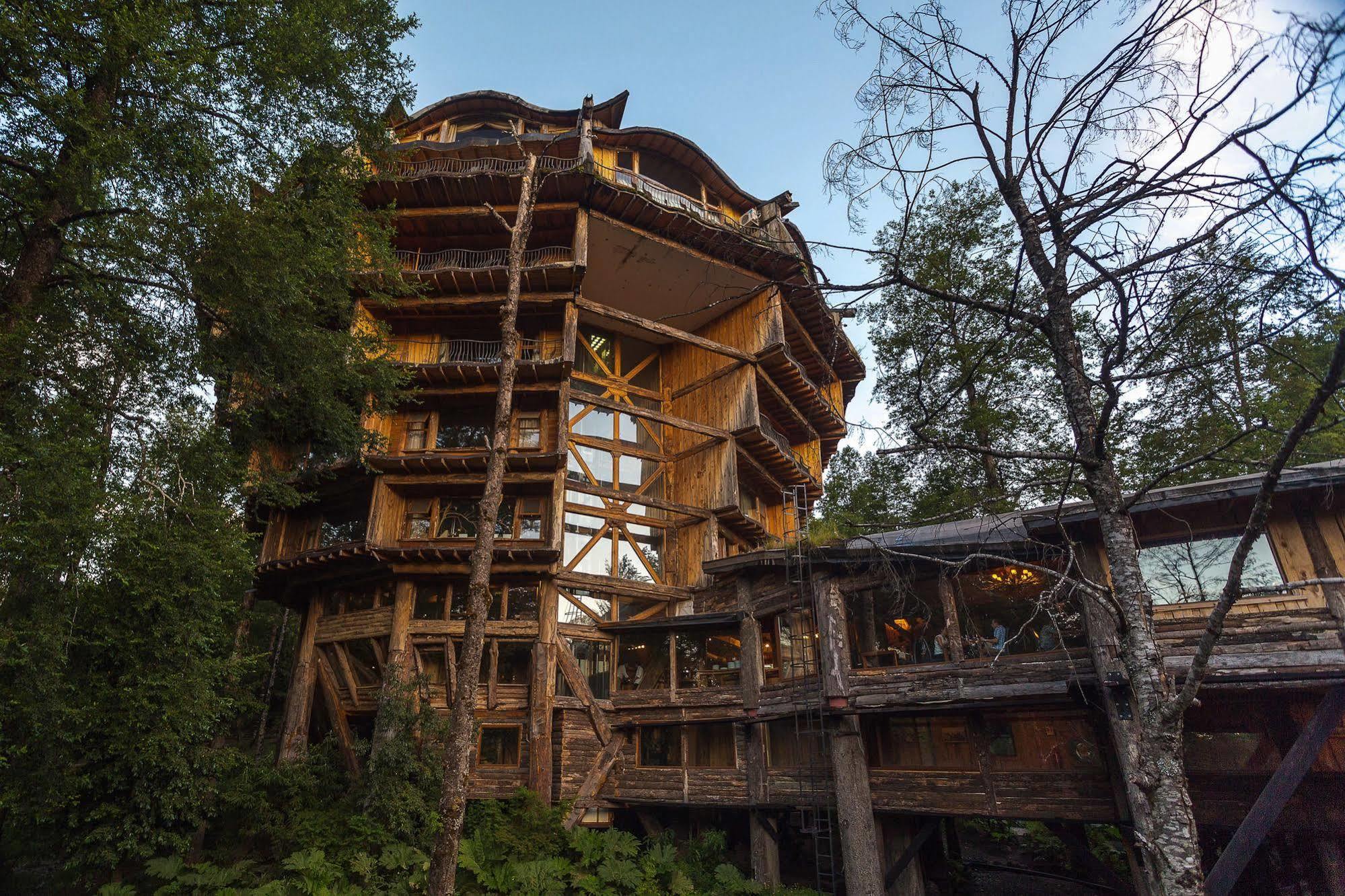 Huilo Huilo Nothofagus Hotel & Spa Puerto Fuy Exteriör bild