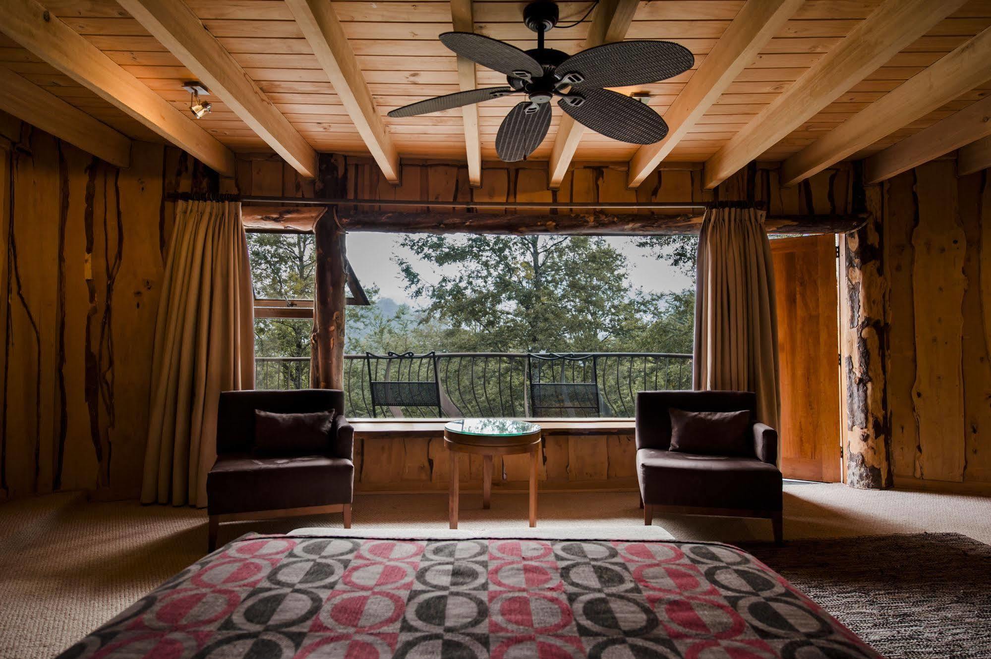 Huilo Huilo Nothofagus Hotel & Spa Puerto Fuy Exteriör bild