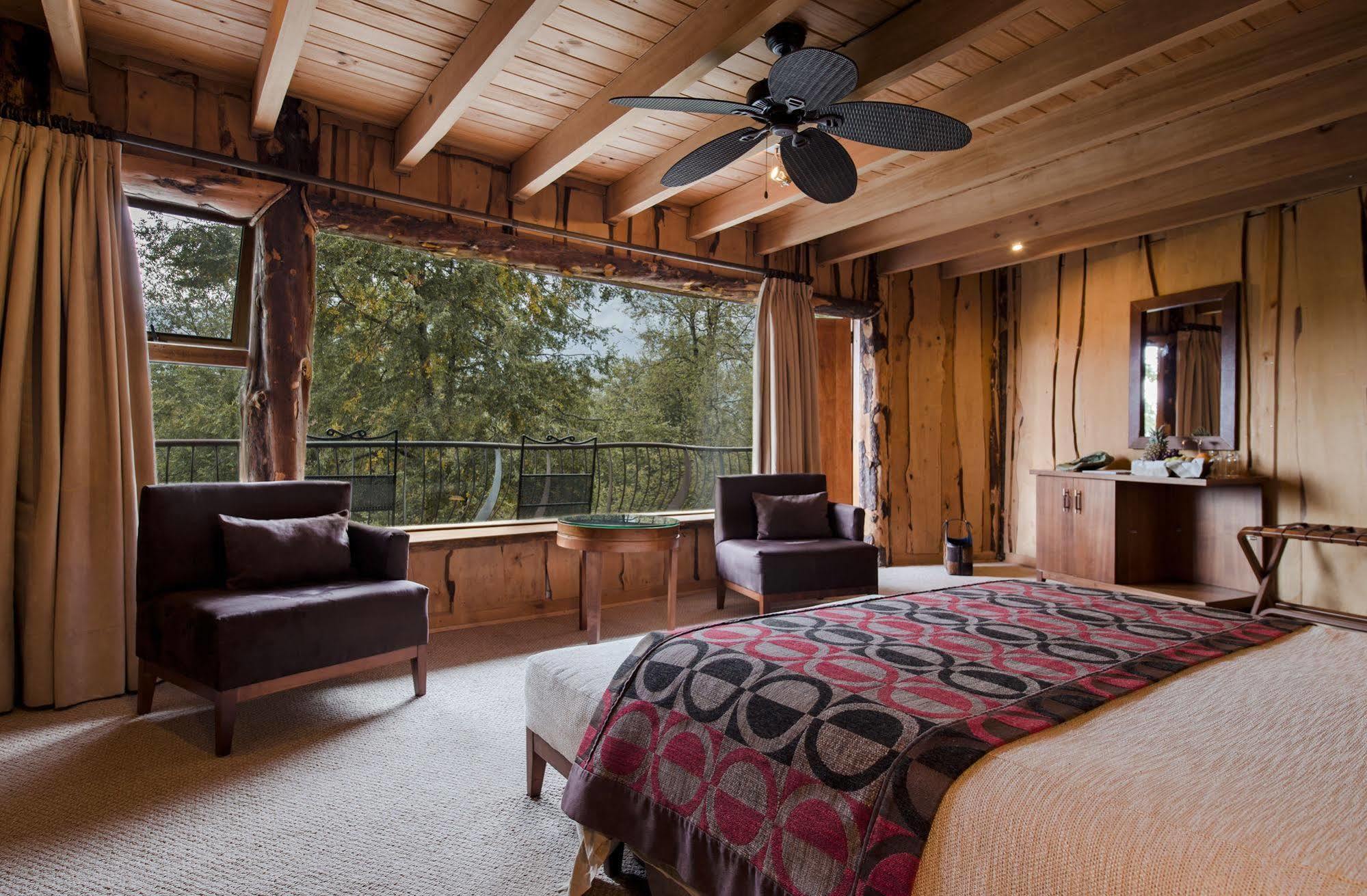 Huilo Huilo Nothofagus Hotel & Spa Puerto Fuy Exteriör bild